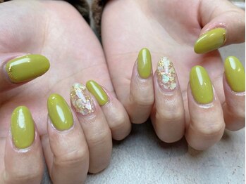ジルチビスネイル(zilch.bis nail)/ワンカラー＋ワンポイントアート