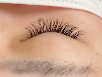 ミファ(mihwa)の写真/最大限に魅せる目元へ♪納得の美しさと技術力に満足度◎"mihwa"であなたの可愛いを引き出します!