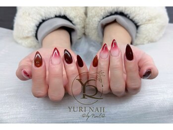 ユリナリタ(YuRi Narita)/