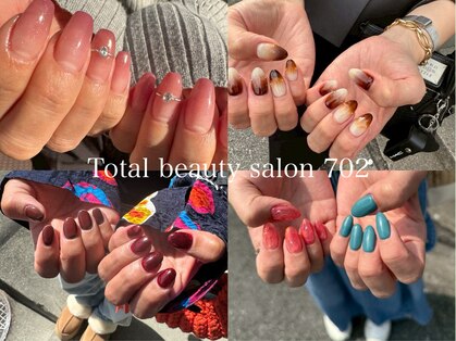 ナナマルニ(702)の写真