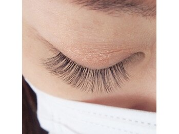 アンドラッシュ アンドネイル 本郷三丁目駅前店(and lash/and nail)/［ボリュームラッシュ］