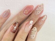 ネイルサロン アムゥ(a.muu)/スタンダードコース　　　¥8000-