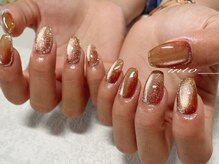 ネイルサロン イントゥ(into_)/マグネット　ブラウン　キラキラ