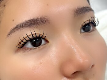 シャルム(Charme)の写真/【初回1,000円OFF★】まつ毛への負担を最小限に抑えた施術で【いつまでもキレイ】が長続きする目元へ♪