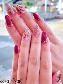 チョコラネイル(Chocora nail)の写真/【フィルインでモチ◎】見るだけでモチベ-ションアップな指先へ☆イベントや旅行に向けたネイルもお任せ！