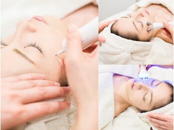 アペイサー 京都本店(Apaiser)の写真/＼最新小顔マシン導入／筋膜マッサージ×筋肉刺激で【リフトアップ・小顔】信頼の日本製で結果出し！