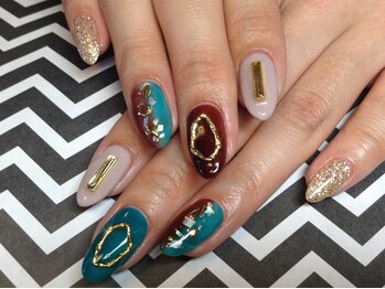 ラウト デコレーションアンドネイルサロン(Lauto Decoration&Nail Salon)/クリアカラーネイル