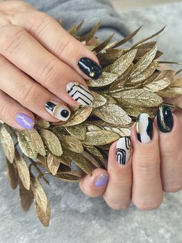 リンネ(Rinne)/個性派ネイル