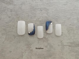 定額ネイル　¥7900