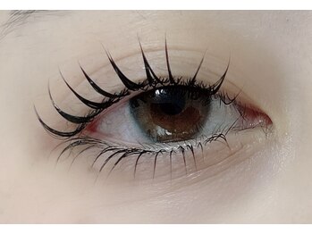 サロン コト(Salon Coto)の写真/【自まつ毛に優しい施術で美しいカールが長持ち★】ビューラーいらずで毎日のメイク時短に◎束感まつ毛へ!