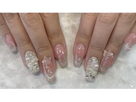 キラキラ埋めつくしネイル