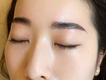 ルモ アイデザイン(lumo eyedesign)/ハリウッドブロウリフト