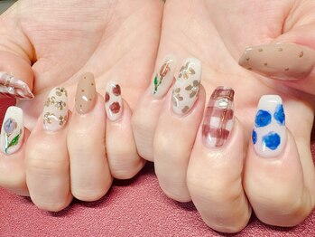 フラワーネイル