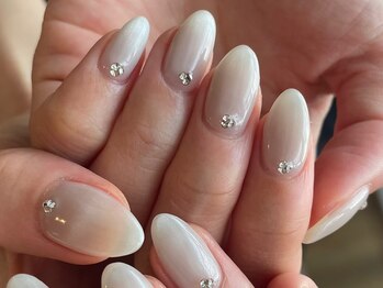 ウエディングネイル／大人綺麗