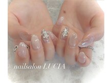 ルチア(LUCIA)の雰囲気(マグネットネイル)