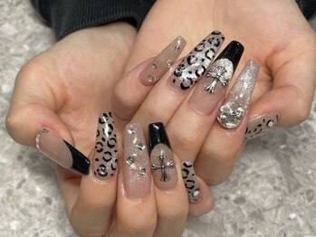 サロン ド エクラ(salon de eclat)の写真/冬の装いに◇ハンドのご予約が人気です!!カラー・パーツ各300種以上の豊富さで自分好みのデザインを実現♪