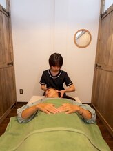 クマの冬眠 南川添店/施術風景