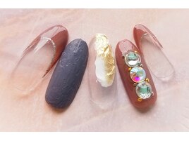 カジュアルフレンチネイル