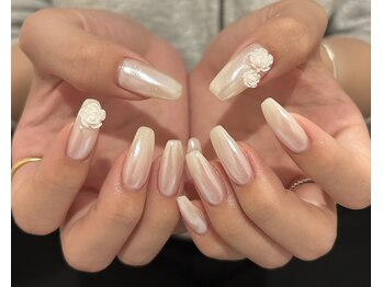 ネイル アバンス 西梅田店(Nail AVANCE.)/ホワイトオーロラネイル