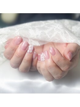 リゴッソ(RIGOSSO)の写真/上品カラー提案♪シンプルこそ、指先の品格。肌になじむカラーと美フォルムで、指先に華やかさを届けます★