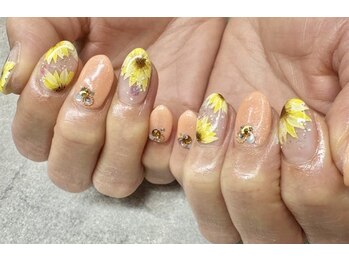 ネイルサロンファストネイルプラス 新宿店(FAST NAIL PLUS)/2024夏ネイル【ひまわり】