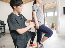 よしおか鍼灸整骨院の雰囲気（施術だけでなくトレーニングで根本改善☆）