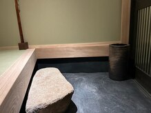 やすらぎの雰囲気（落ち着いた和の隠れ家プライベートサロンでゆったりリラックス♪）