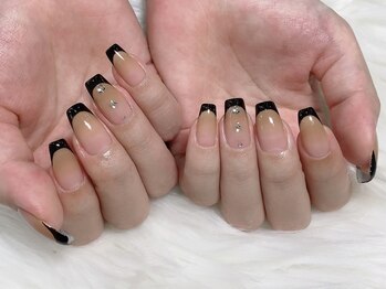 ミラン 上尾(miRAN)/ブラックフレンチネイル☆