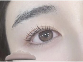 ブルー リュクス(Blue Luxe)/目力アップ!