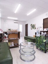 チャット(CHAT)/店内、待合