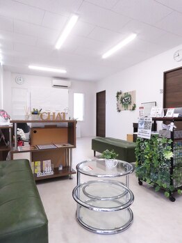 チャット(CHAT)/店内、待合