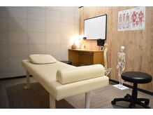 松尾かなで整骨院/院内　内観