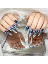 アンナ(Anna)/夏らしくて涼しげなネイル