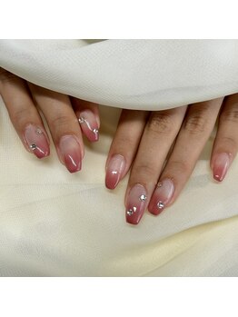 ビビ(VIVI)/グラデーションネイル