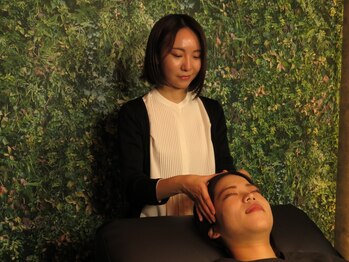 あたまの休息 by unneau つつじヶ丘店の写真/眼精疲労に新たな解決策、かおほぐしが誕生！リラックスしながら心地よい癒しを味わいましょう◎