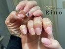 透明感×シンプルベージュ×ヘビ