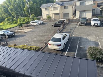 キヅキ鍼灸整体スタジオ(KIZUKI鍼灸整体スタジオ)/下側の駐車場