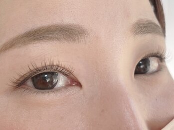 サク 野々市店(Sacu)の写真/透け感が可愛い…☆《豊富なカラーエクステ》でナチュラルでトレンド感のある目元で第一印象も◎