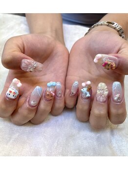 ハニービー(Honey Bee)/ゴテゴテネイル