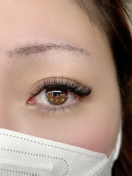 アイビー(Ivy)/ボリュームラッシュ付け放題