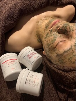 セルヴィノバ(CELL VI NOVA)/ 陶肌トリートメント