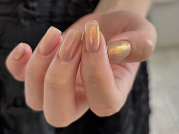 ユヌ(une)/ツヤツヤな手元に