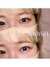 スターラッシュ(Star Lash)/