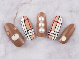 ガーリーくまネイル