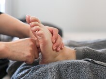 癒優/布団での足裏リフレクソロジー♪