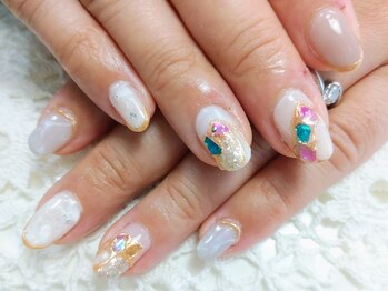 エムネイル(M Nail)/夏！シェル・アクセサリーネイル