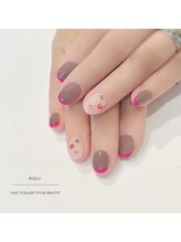 ロエル(ROELU)/オシャレフレンチネイル♪