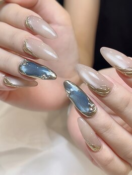 美爪際立つシンプルデザイン