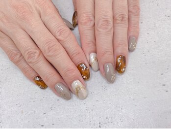 ネイル ビューティーマジック 葛西本店/べっ甲デザインネイル