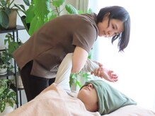 りらくぜーしょん　ふぅ 【長丘/もみほぐしとアロマのお店】/ストレッチで肩～腕もスッキリ
